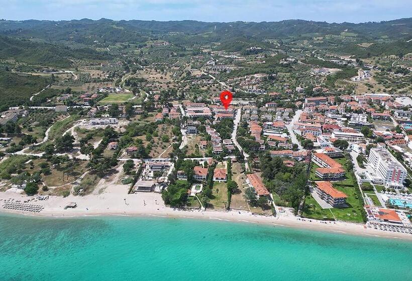 酒店 Hanioti Grand Victoria