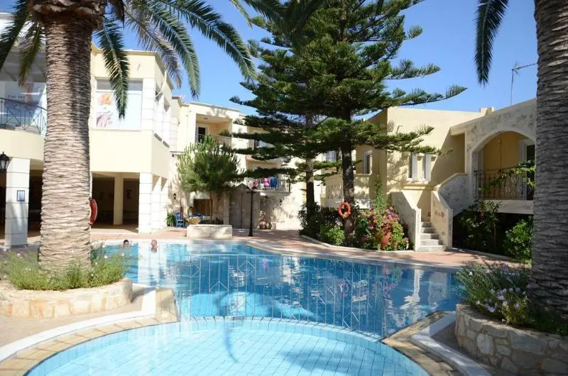 Hotelli Kastalia Village ,saint Nikolas Resort