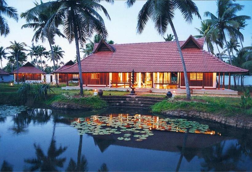 فندق Kumarakom Lake Resort