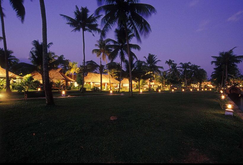 فندق Kumarakom Lake Resort