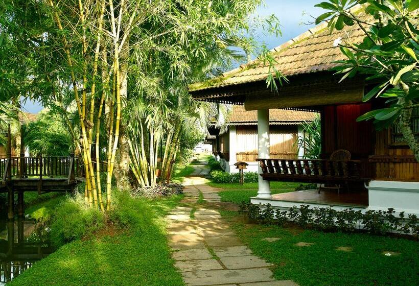 فندق Kumarakom Lake Resort