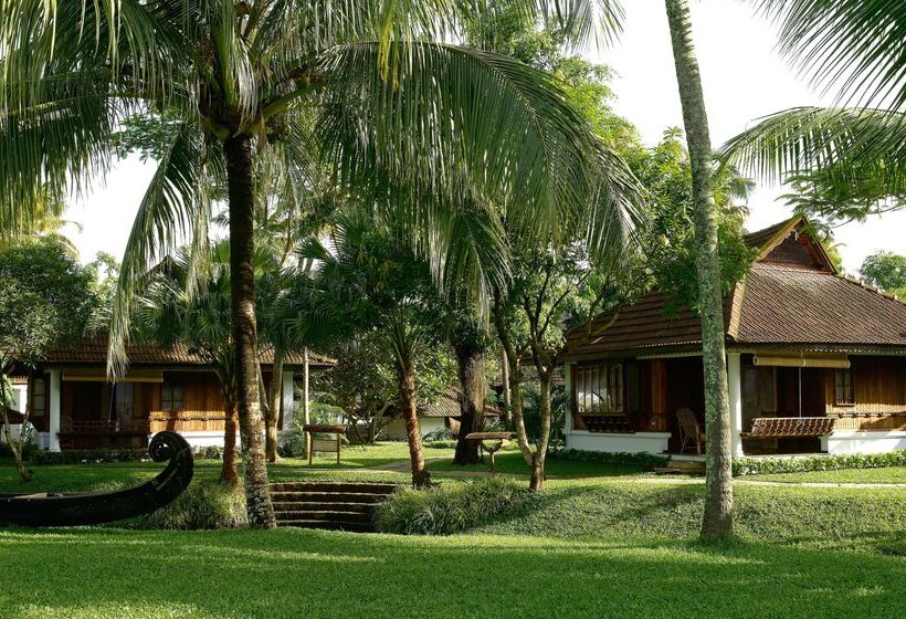 فندق Kumarakom Lake Resort