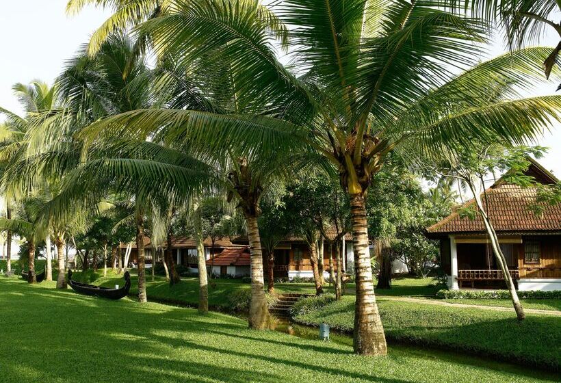 فندق Kumarakom Lake Resort