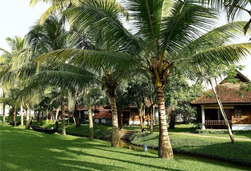 فندق Kumarakom Lake Resort