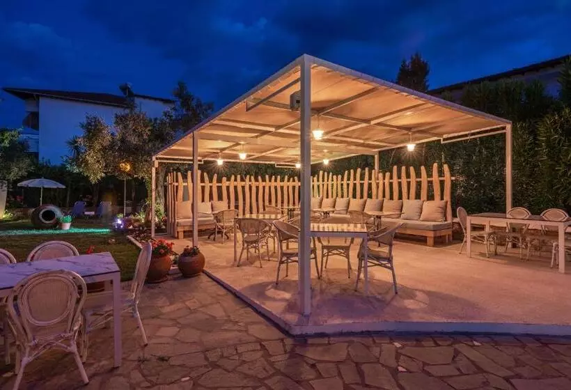 בית מלון כפרי Lido Thassos