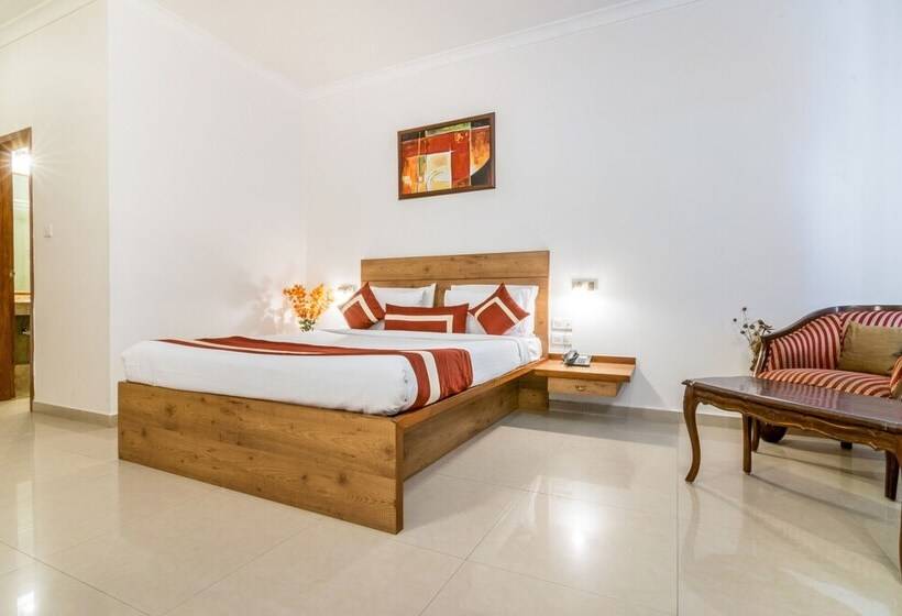 Octave Hotel   Double Road