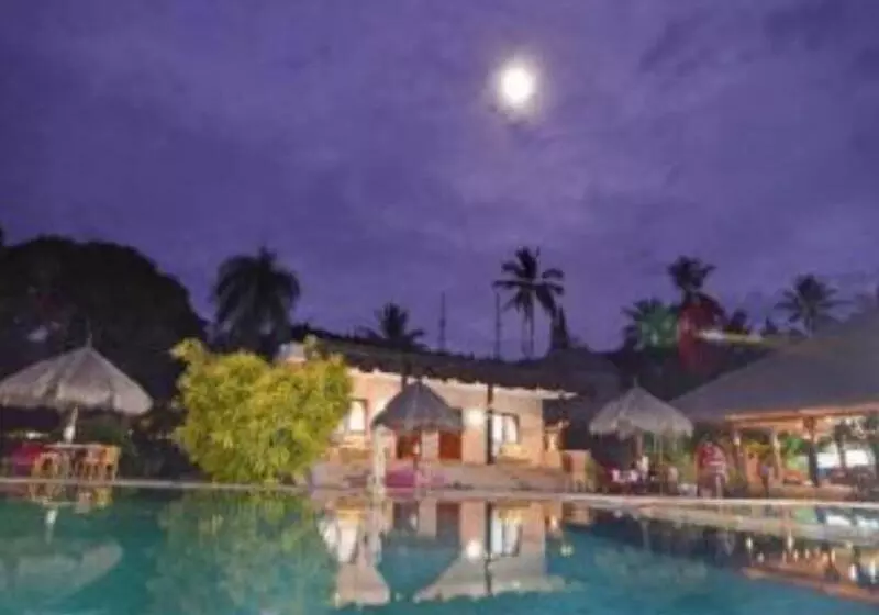 فندق Pasific Beach Cottages