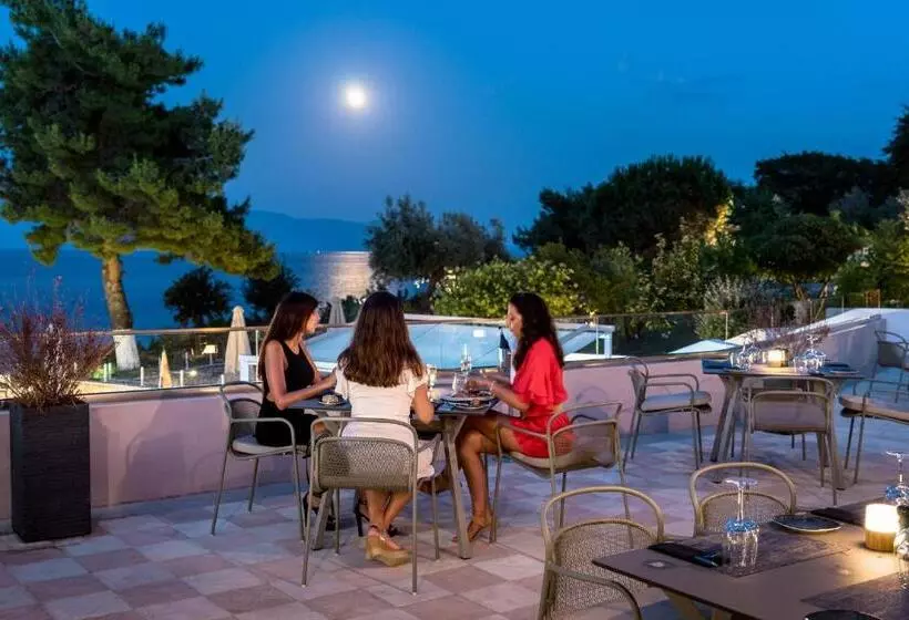 Отель Porto Galini Seaside Resort & Spa