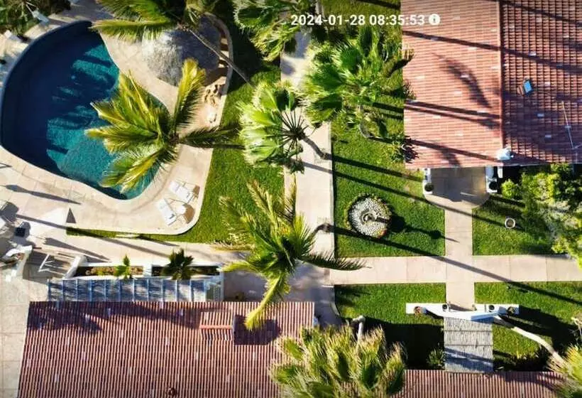 Punta Pescadero Paradise Hotel & Villas