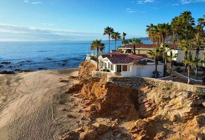 Punta Pescadero Paradise Hotel & Villas