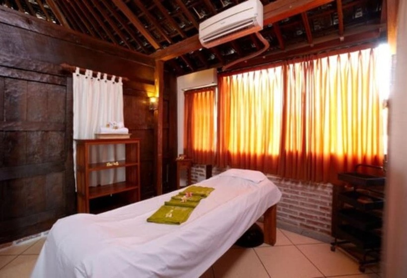 בית מלון כפרי Putu Bali Villa And Spa