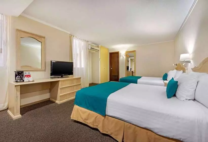 هتل Quality Inn Aguascalientes