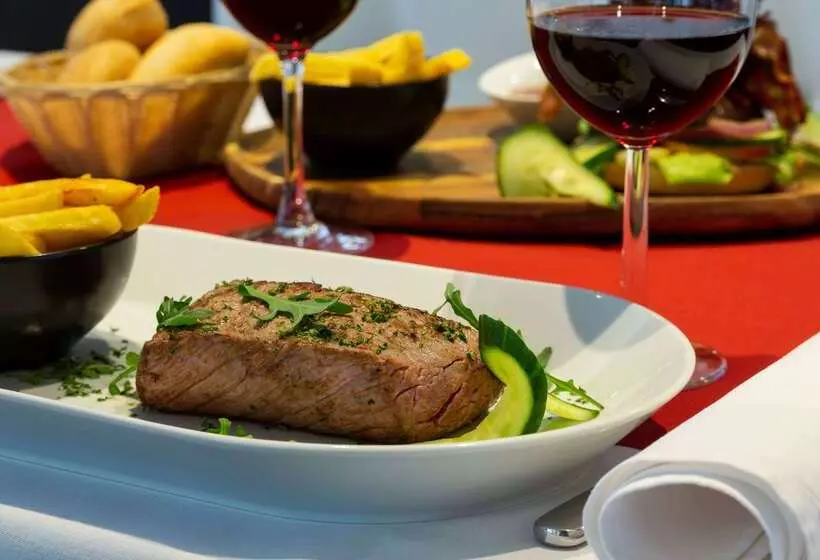 Hotel Ramada By Wyndham Brussels Woluwe