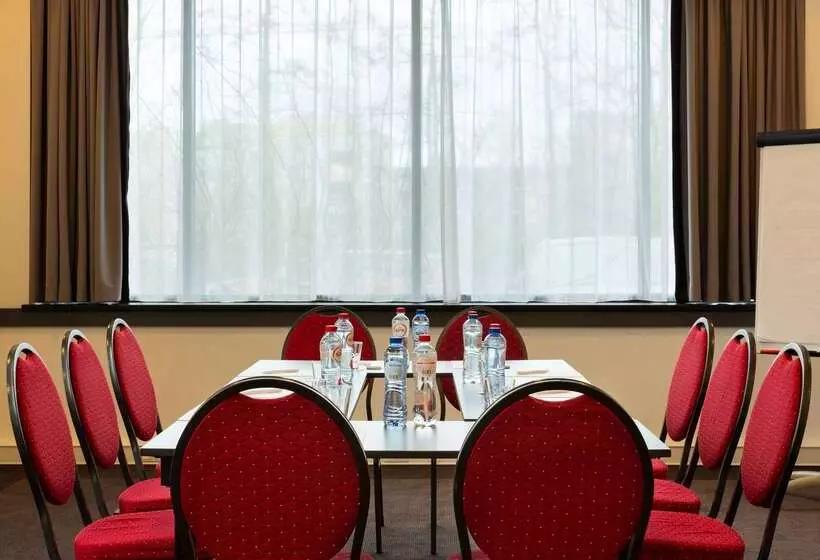 Hotel Ramada By Wyndham Brussels Woluwe