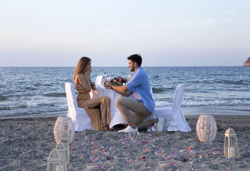 فندق Thalassa Beach Resort & Spa