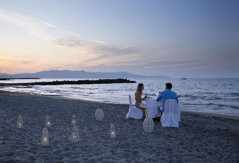 فندق Thalassa Beach Resort & Spa