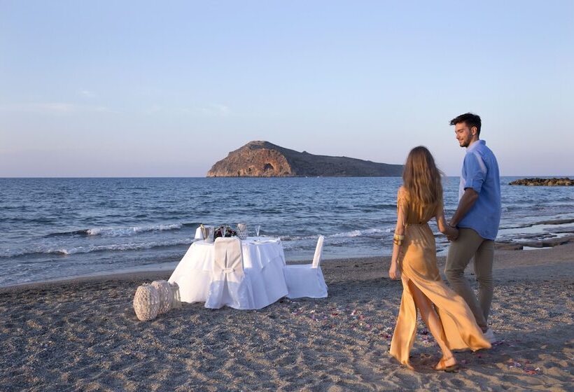 فندق Thalassa Beach Resort & Spa