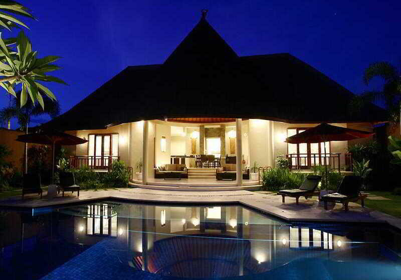 호텔 The Kunja Villas