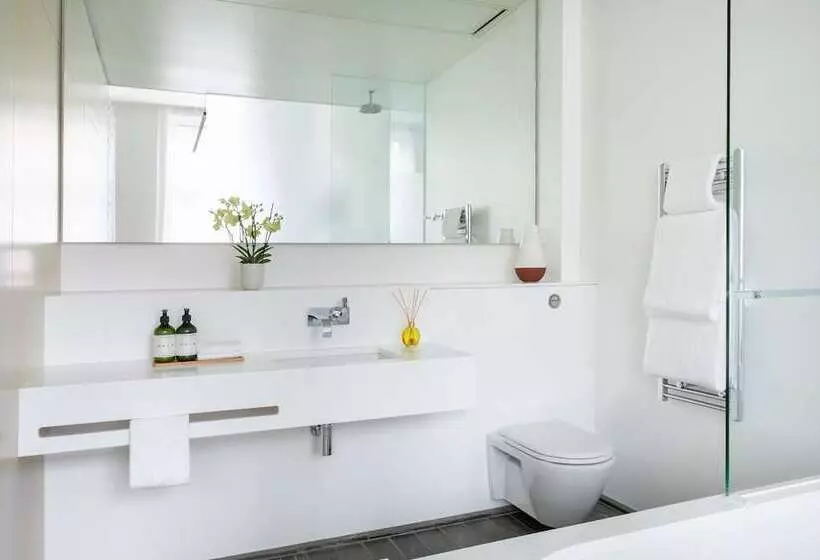 Town Hall Hotel   Shoreditch