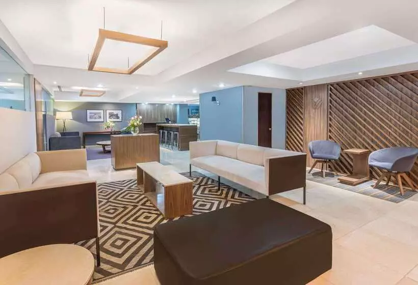 Отель Wyndham Garden Mexico City Polanco