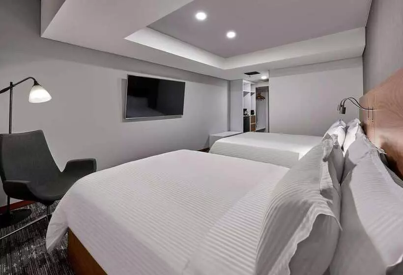 Отель Wyndham Garden Mexico City Polanco