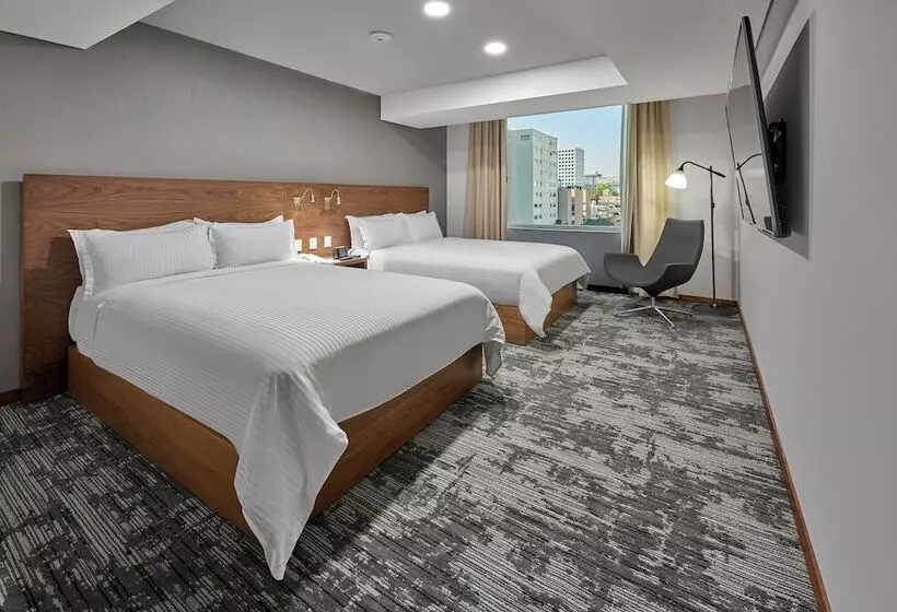 Отель Wyndham Garden Mexico City Polanco