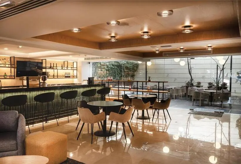 ホテル Wyndham Garden Mexico City Polanco