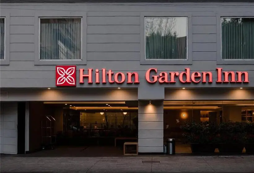 ホテル Wyndham Garden Mexico City Polanco