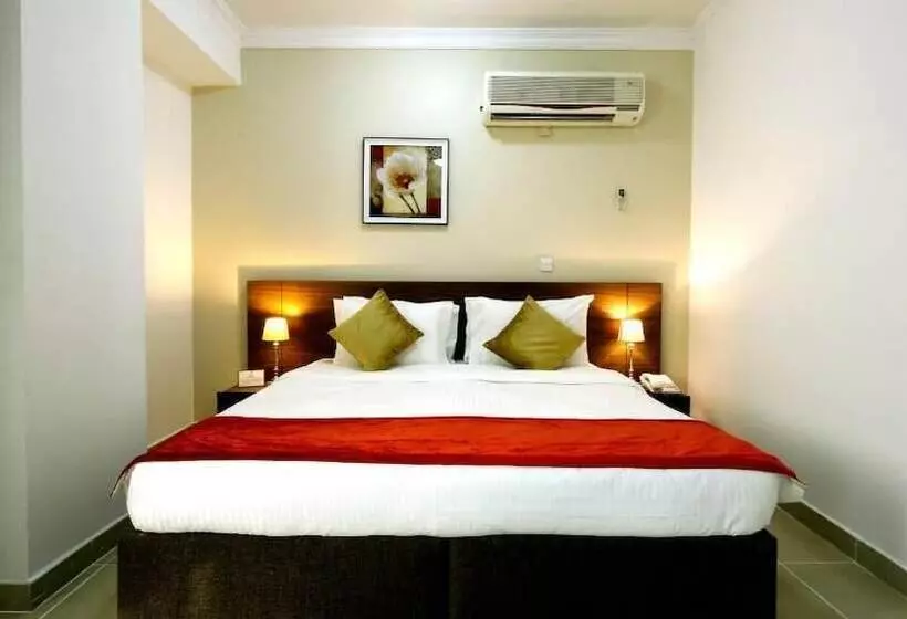 La Villa Inn Hotel Apartments