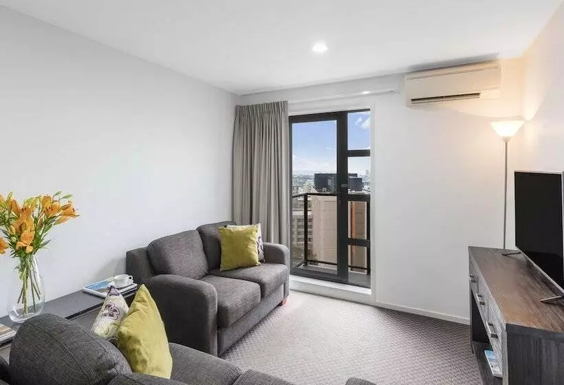 Nesuto St Martins Apartment