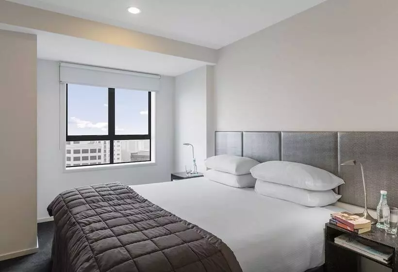 Nesuto St Martins Apartment