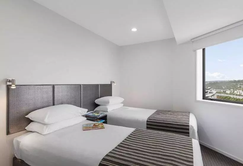 Nesuto St Martins Apartment