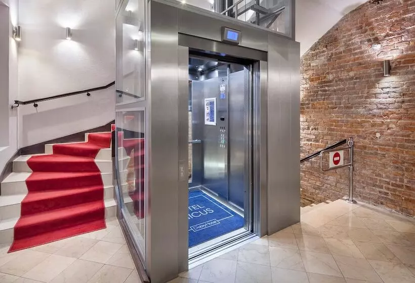 Unicus Krakow Old Town Destigo Hotels