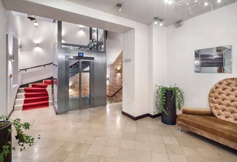 Unicus Krakow Old Town   Destigo Hotels