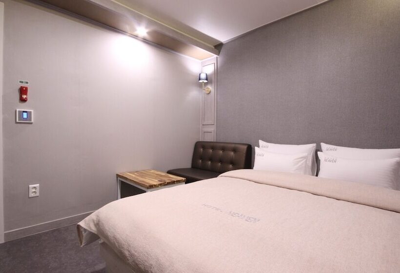 בית מלון כפרי Gumi Wonpyeongdong Heaven