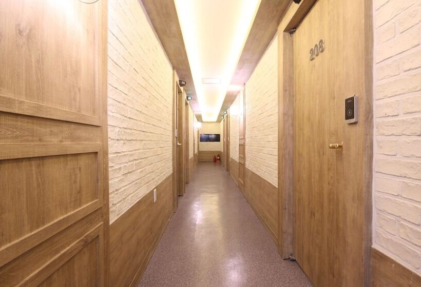 בית מלון כפרי Gumi Wonpyeongdong Heaven