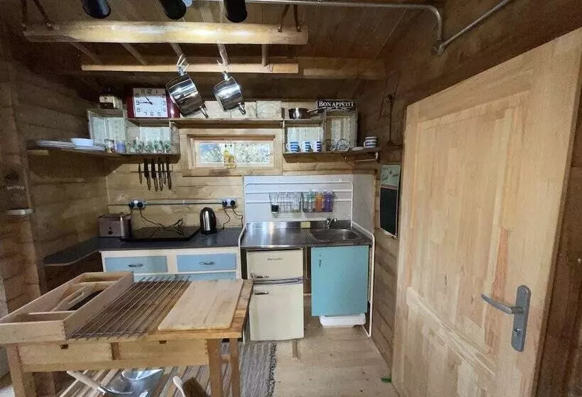 Retro Private Lodge With Hot Tub Nr Dartmoor