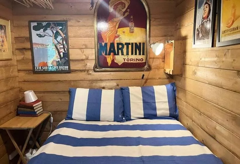 Retro Private Lodge With Hot Tub Nr Dartmoor