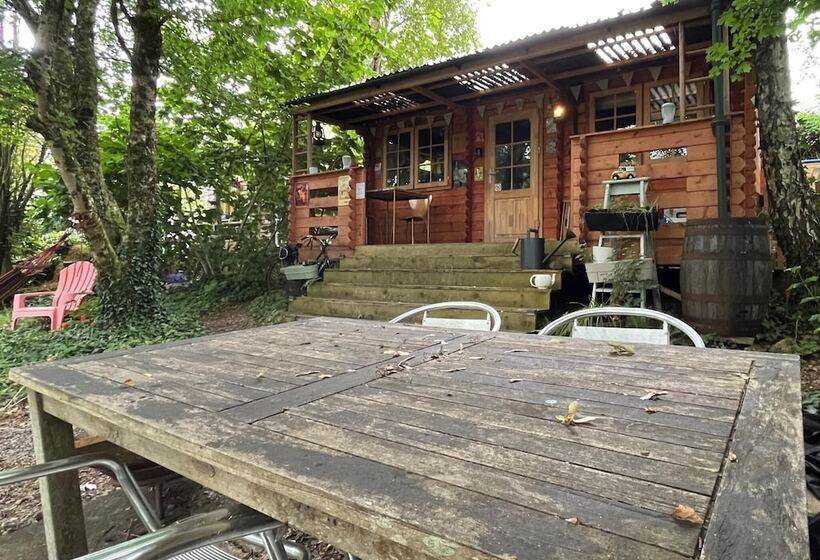 Retro Private Lodge With Hot Tub Nr Dartmoor