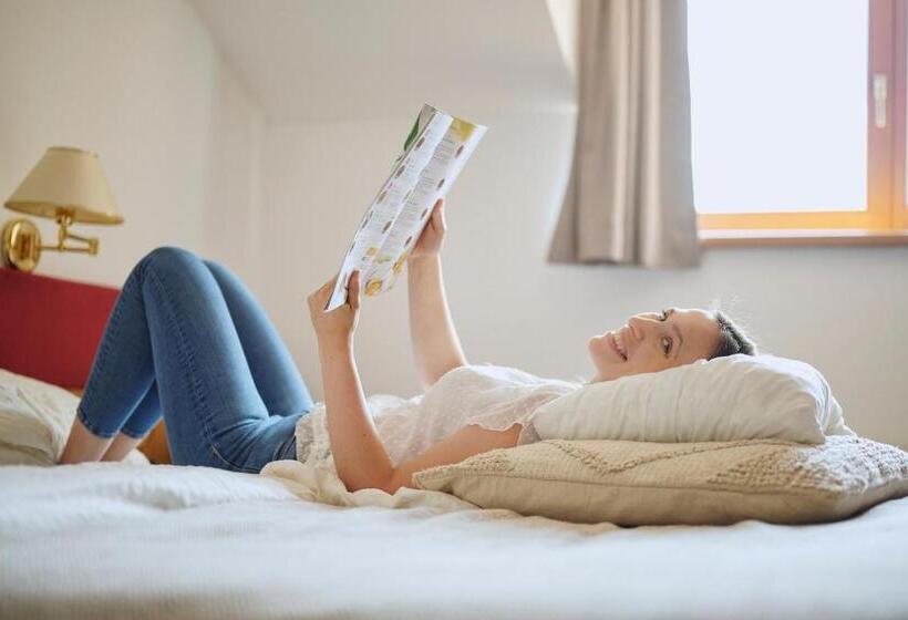 호텔 Der Klostertalerhof