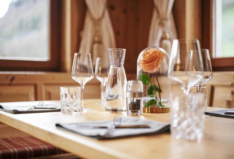 호텔 Der Klostertalerhof