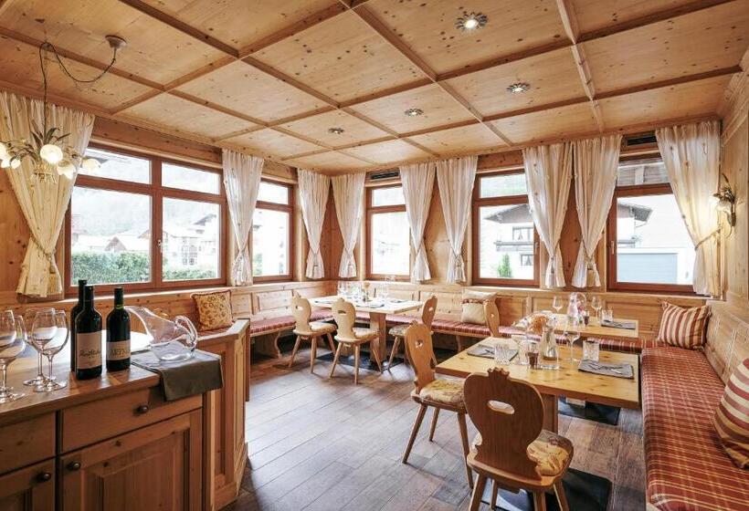 호텔 Der Klostertalerhof