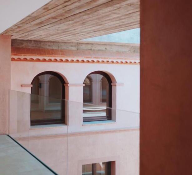 فندق Palau Macelli