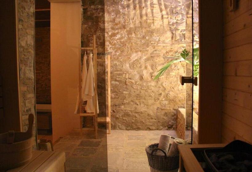 فندق Palau Macelli