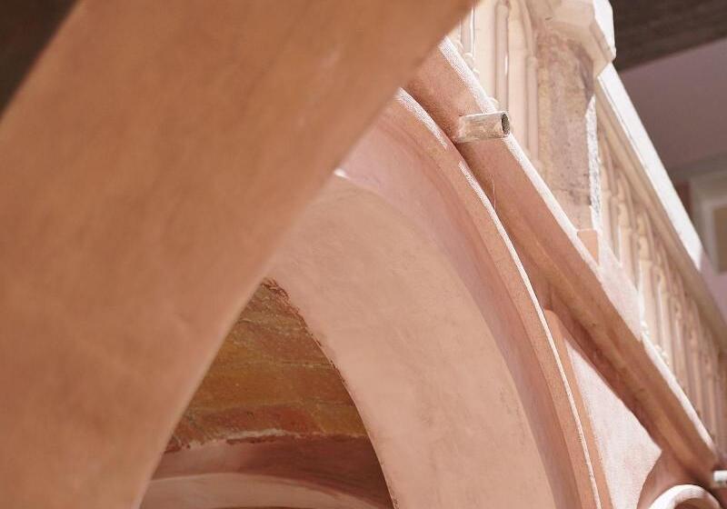 فندق Palau Macelli