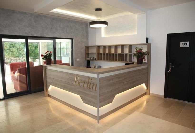 هتل Premium Berlin With Pool