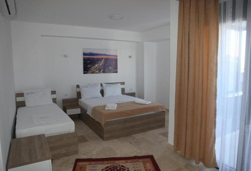 هتل Premium Berlin With Pool