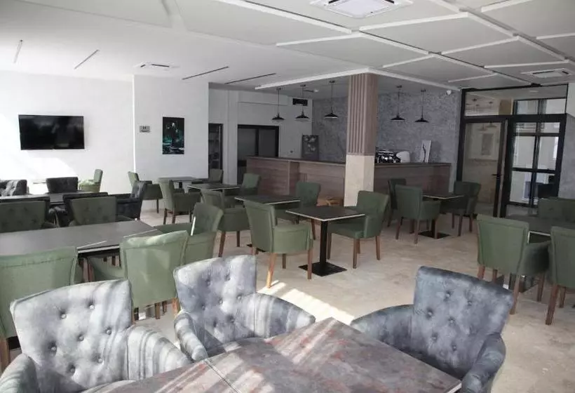 هتل Premium Berlin With Pool