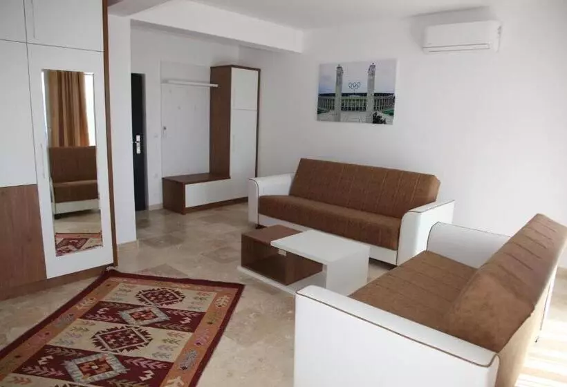 هتل Premium Berlin With Pool