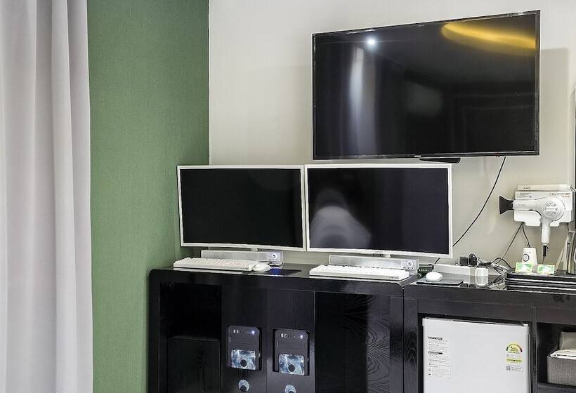 فندق على الطريق Uijeongbu G